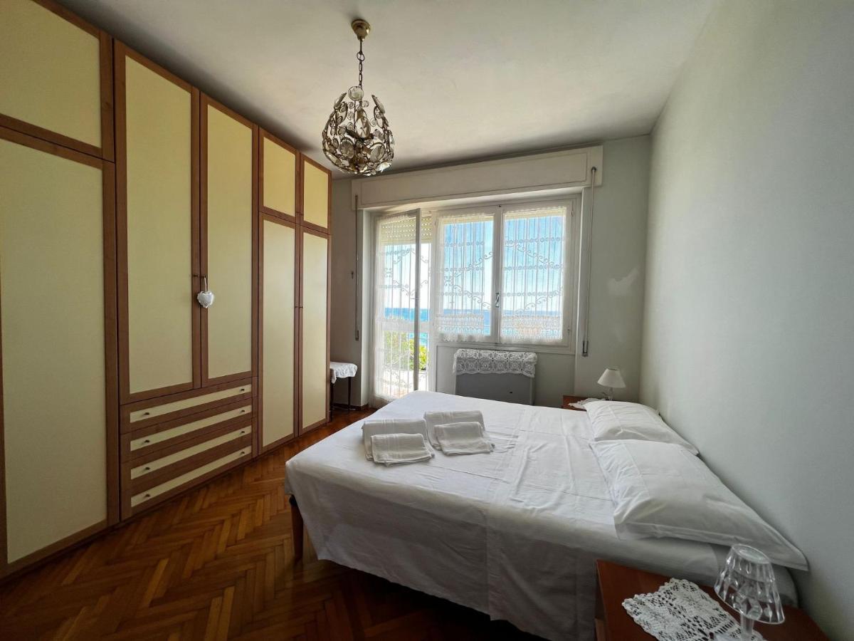 Suite A 2 Passi Dalla Spiaggia - Оспедалети Екстериор снимка