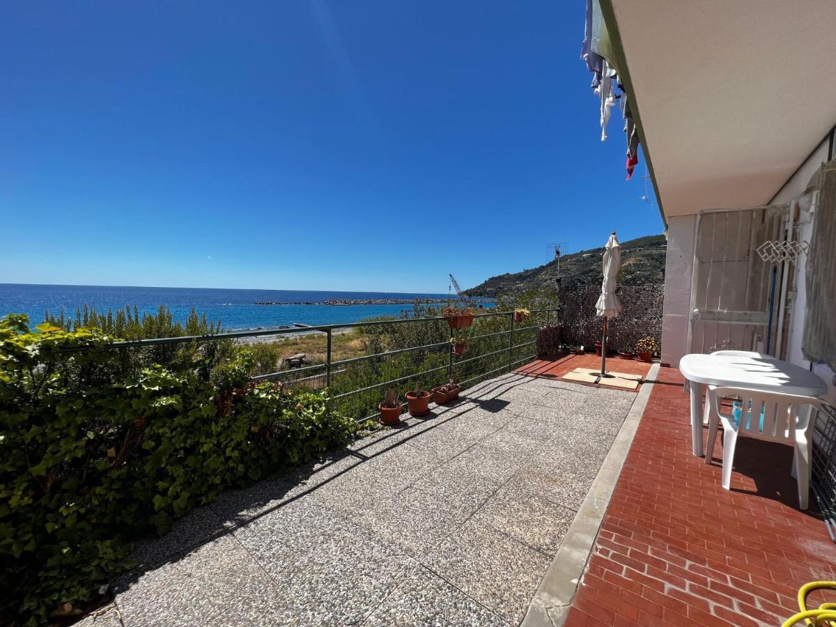 Suite A 2 Passi Dalla Spiaggia - Оспедалети Екстериор снимка